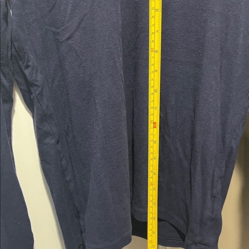 GAP Women's Deep Blue Long Sleeve V-Neck Top size L - Picture 4 of 5